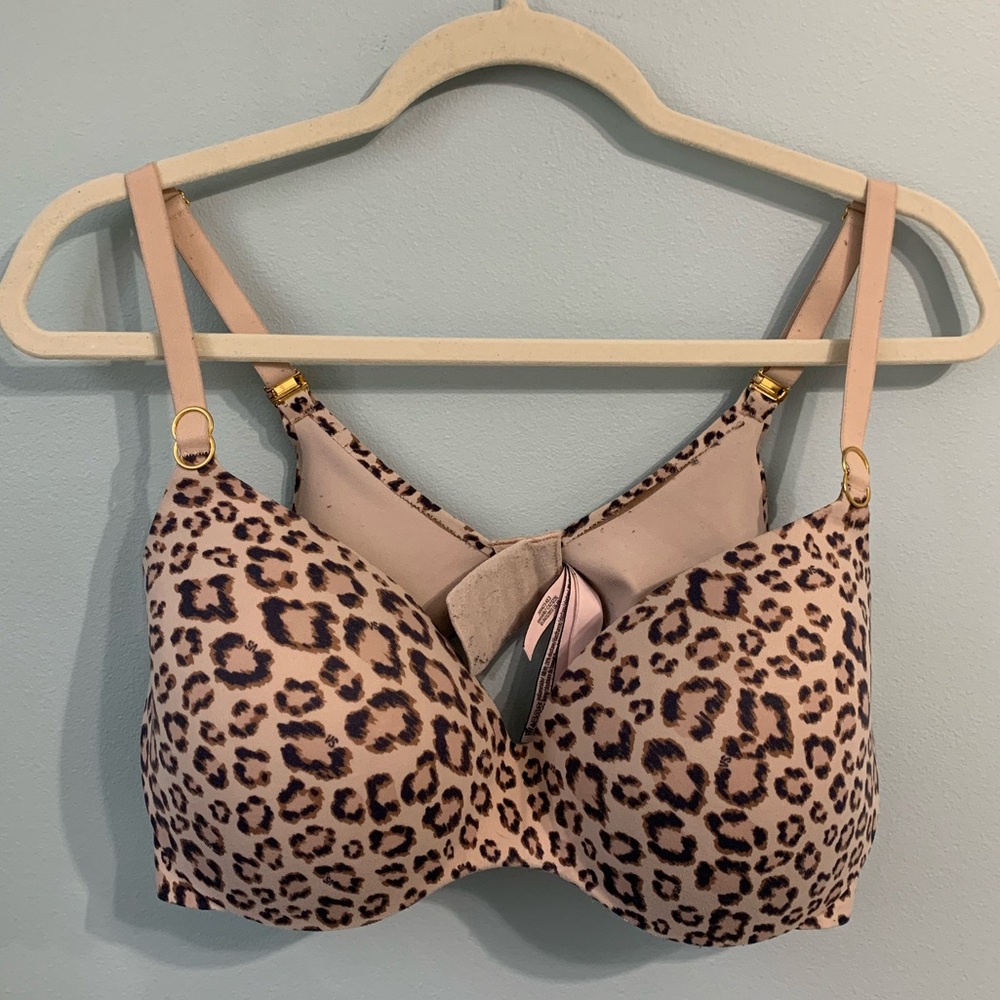 Demi lined incredible bra by Victoria’s secret